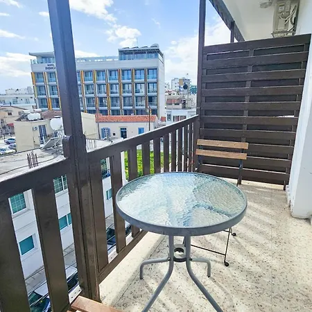 Downtown Rooms, 200m From Marina *